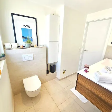 Comfort 2br Executive Flat With Terrace&patking-bon47 דירה