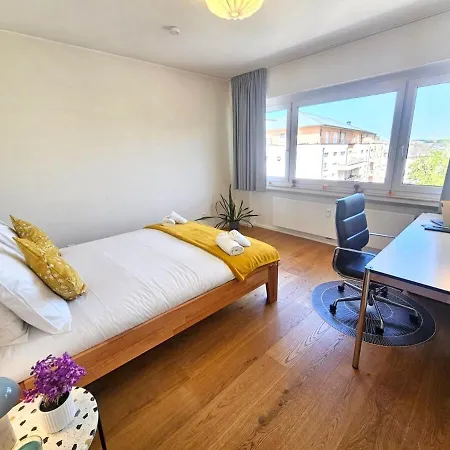 Apartment Comfort 2br Executive Flat With Terrace&patking-bon47 *