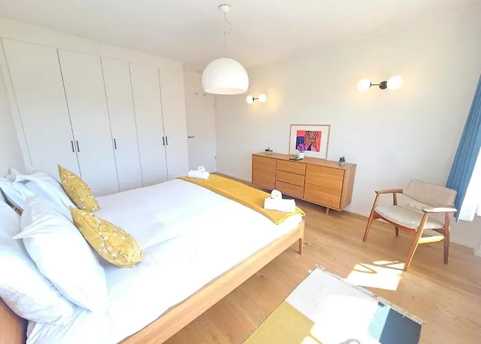 Lägenhet Comfort 2br Executive Flat With Terrace&patking-bon47 *